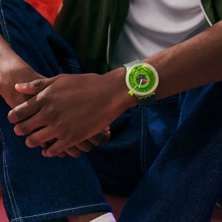 Swatch bländad av Neon